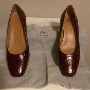 Aquatalia Elaine heels , Leather uppers and lining weatherproof.